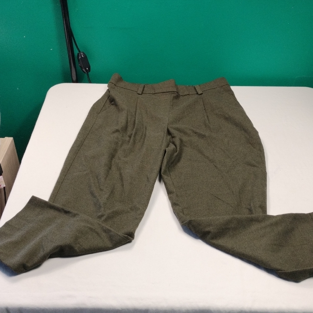 LOFT Dark Olive Pants Size Medium
